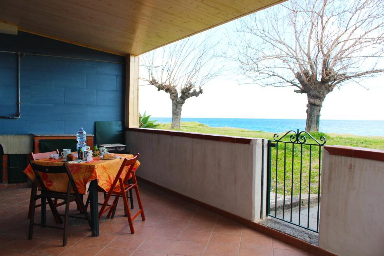 House On The Sea Villa Mascali Exteriör bild
